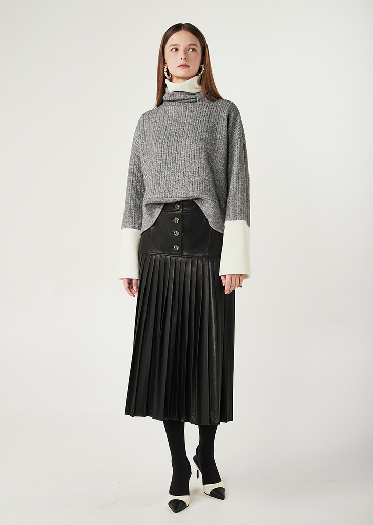 New Sinthia artificial leather pleated skirt